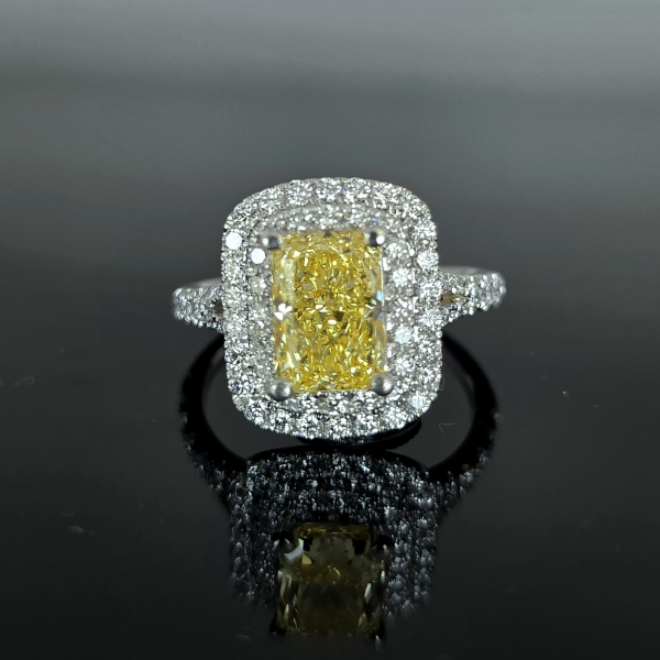 實驗室黃彩鑽雷帝恩形女戒2克拉 